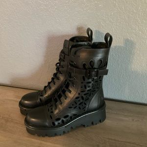 Valentino Garavani Atelier San Gallo 08 Edition Leather Combat Boots size 37